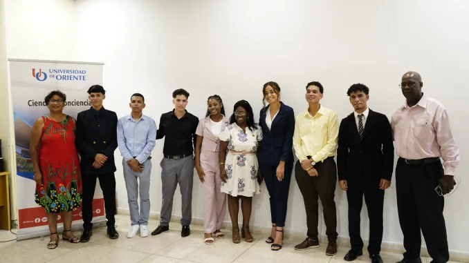 Se realiza la defensa exitosa de trabajos de Diploma de 7 dirigentes estudiantiles de nuestra Universidad de Oriente