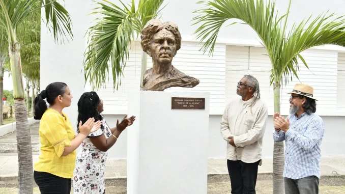 Son develados en la UO los retratos escultóricos de Mariana Grajales Cuello y Carlos Manuel de Céspedes